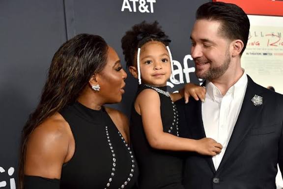 Serena Williams and Husband Alexis Ohanian’s Family Photo Sparks Controversy Amid Divorce Rumors – You Won’t Believe the Real Reason Behind the Heartwarming Pic!…See More Exclusive photos and find out what’s really going on!