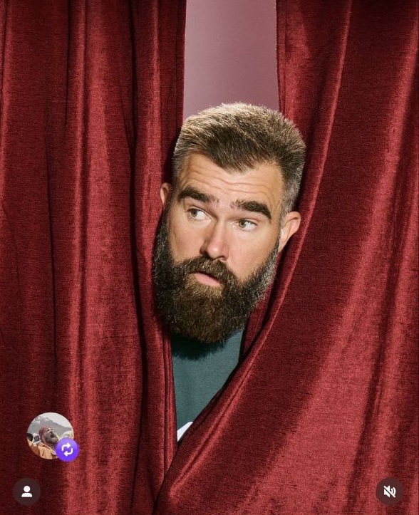 Did Someone Say Christmas?!” – Taylor Swift, Travis Kelce, and His Brother Jason Are Dropping a Kansas City Specials Christmas Album to Raise Money for Feeding America, Local Food Banks, and Charities! The Album Will Feature a Special Duet Between Travis and Taylor for the First Time, Alongside Guest Artists Like Sabrina Carpenter, Lana Del Rey, Selena Gomez, Ed Sheeran, and Post Malone – And That’s Not All, It Will Also Reveal a Special Surprise Fans Have Been Waiting For!