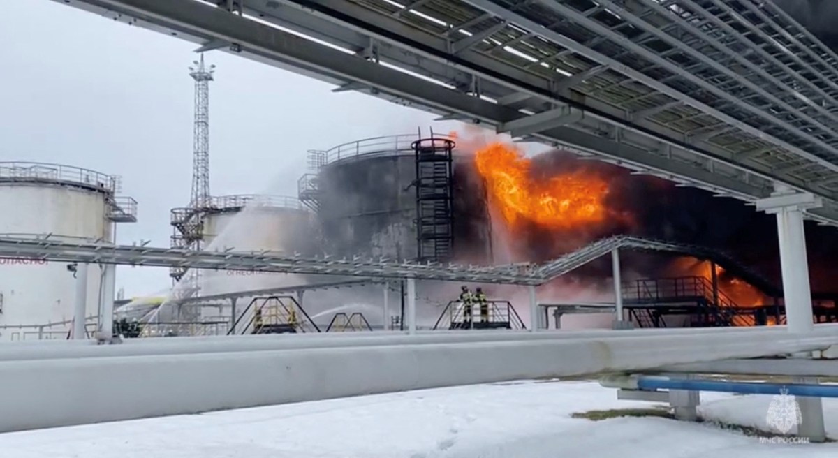 BREAKING: Ukrainian suicide drones have hit one of Russia’s largest oil refineries — the Yaroslavl facility is now on fire...