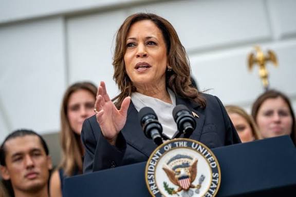 JUST IN : Kamala Harris knew what Trump was, she warned everyone, and y'all accused her of overreacting. Raise your hand if you agree Kamala Harris would have been 1000X better than Trump ✋