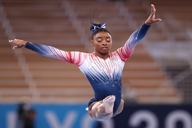 Watch Simone Biles incredibly nail a Yurchenko double pike vault at Olympics podium training