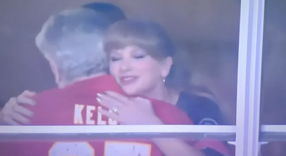 The newly engaged singer Taylor swift was spotted supporting her fiancé Travis Kelce, alongside his parents, Donna and Ed Kelce at Arrowhead Stadium as the Kansas City Chiefs hosted the Detroit Lions on Sunday...