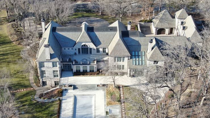 Travis Kelce get $10m new mansion after his engagement with Taylor Swift...