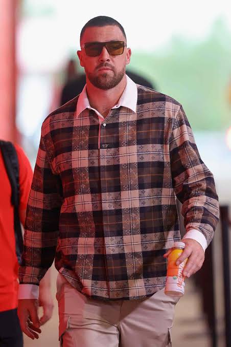 The Kansas City Chiefs tight end arrived in style ahead of his team's home game against the Detroit Lions on Sunday...