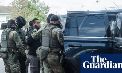 BREAKING: Masked ICE agents stop a driver, demand ID, and refuse to explain why. The driver stays calm and asks for the reason. No answer. An agent then tries to open the car door aggressively. Under the Fourth Amendment, a stop is a seizure and requires reasonable suspicion. It appears he was stopped simply for being brown, despite being a U.S. citizen...